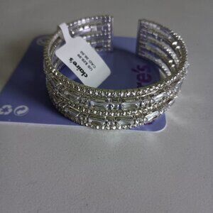 NWT Claire's 5 strand sparkly cubic zirconia flexible bangle cuff bracelet